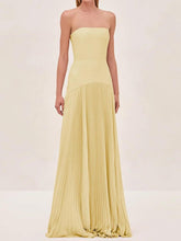 Elegant Pleated Skirt Bandeau Maxi Dress