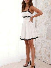 Contrast Wavy Line Print Mini Dress