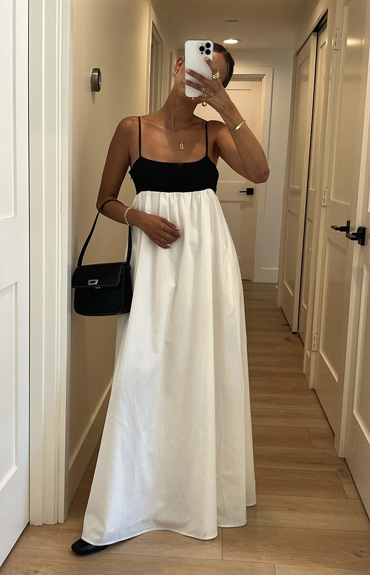 Chic White Contrast Maxi Dress