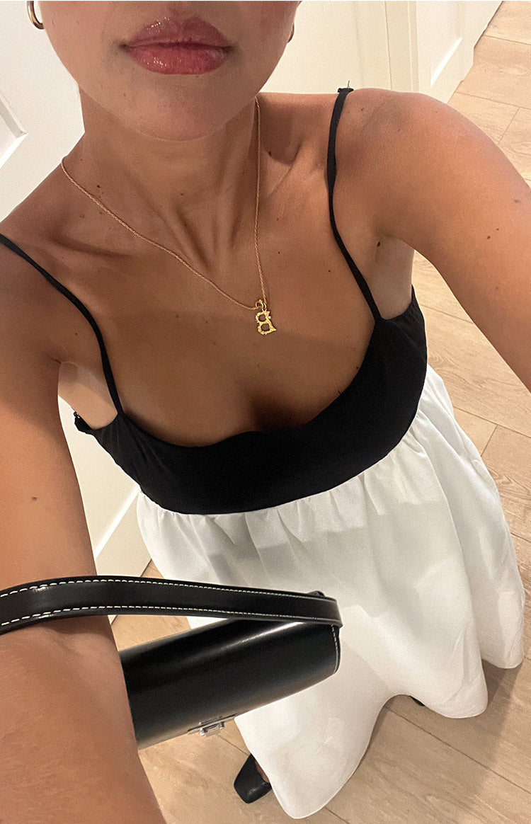 Chic White Contrast Maxi Dress