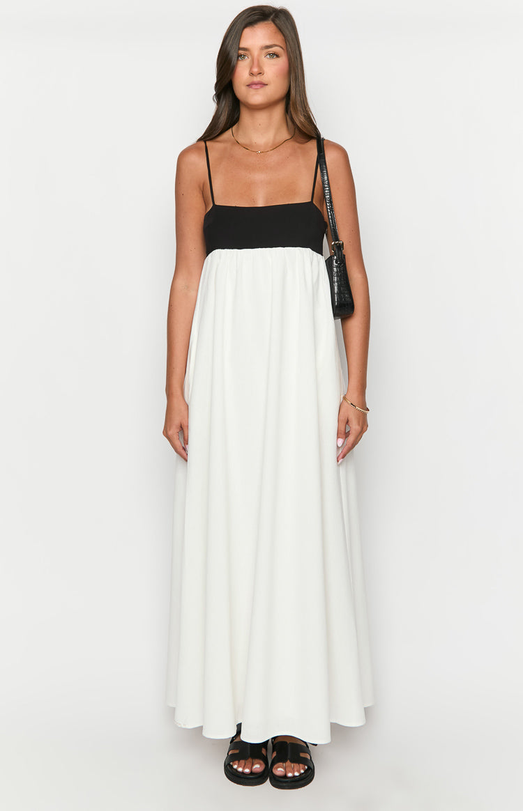 Chic White Contrast Maxi Dress