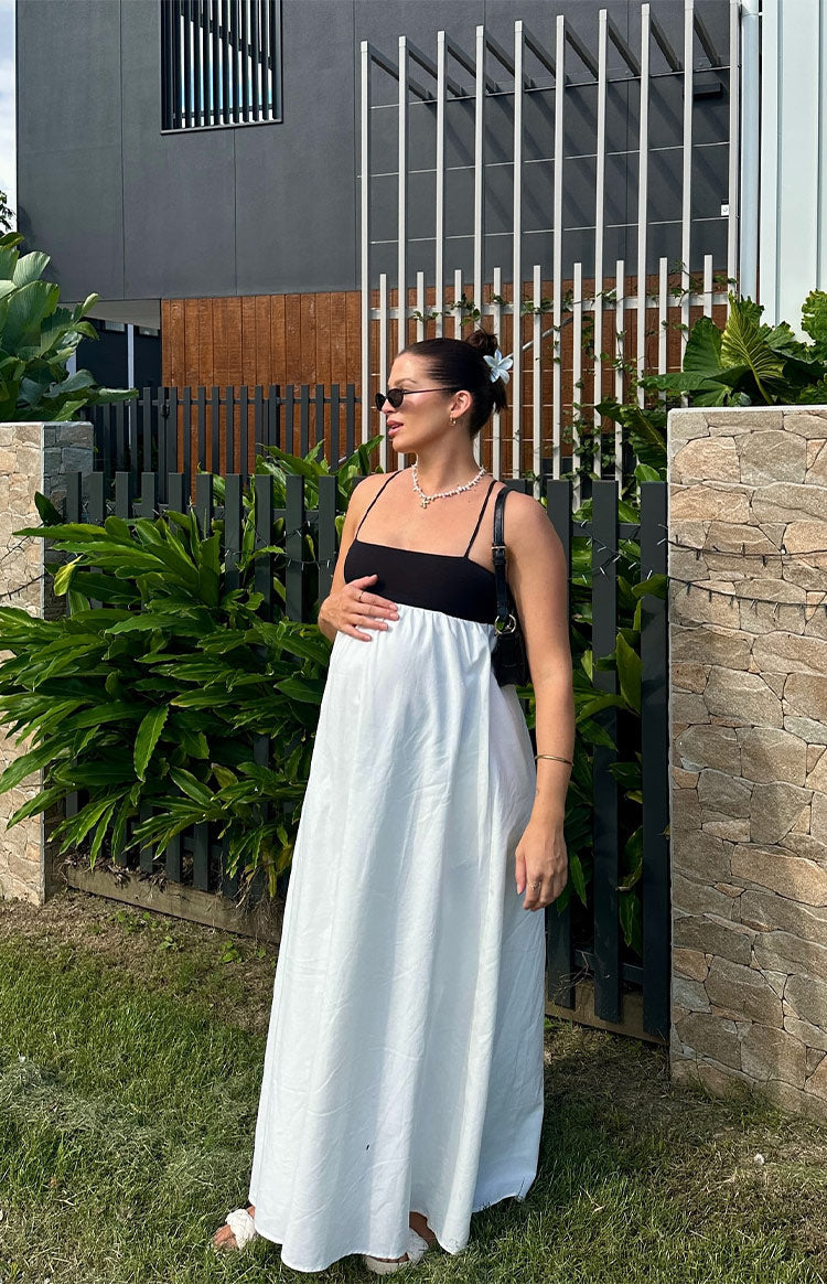 Chic White Contrast Maxi Dress