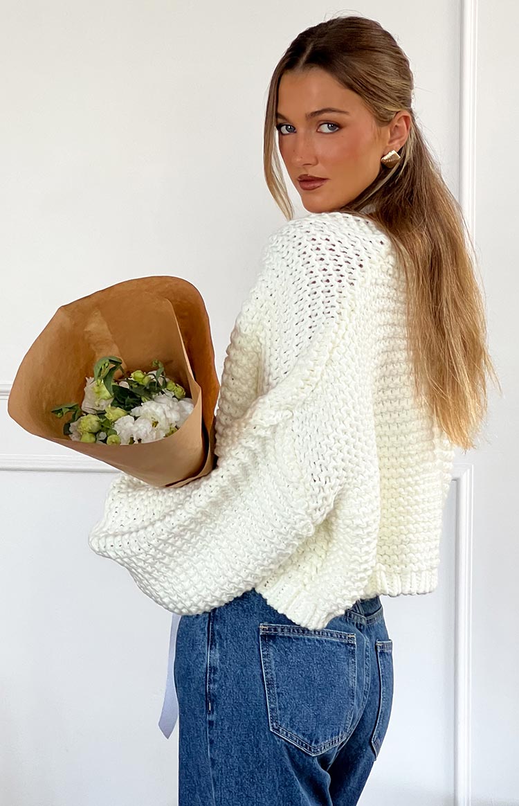 White Buttoned Knit Cardigan