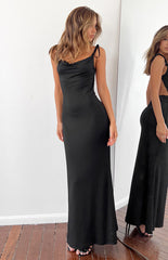 Black Bacless Shoulder-Tie Maxi Dress
